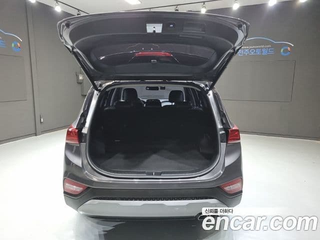 Hyundai Santa Fe TM Exclusive, 2019 19