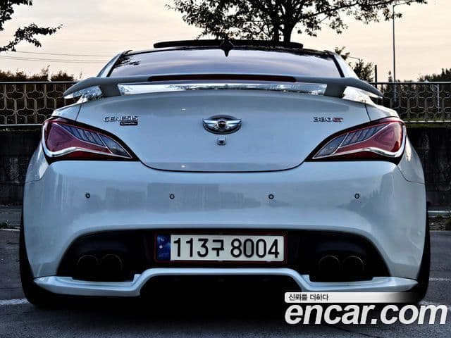 Hyundai Genesis купе GT-R, 2010 4