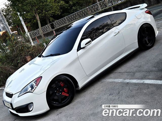 Hyundai Genesis купе GT-R, 2010 16