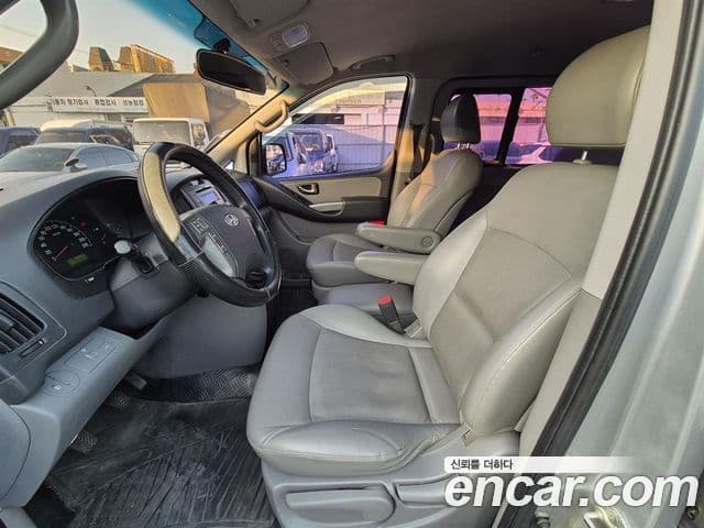 Hyundai Grand Starex CVX Luxury, 2015 12