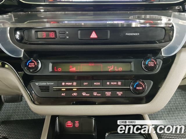 Kia All New Carnival Prestige, 2017 16