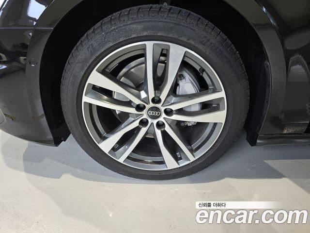 Audi A6 (C8) Premium, 2023 17