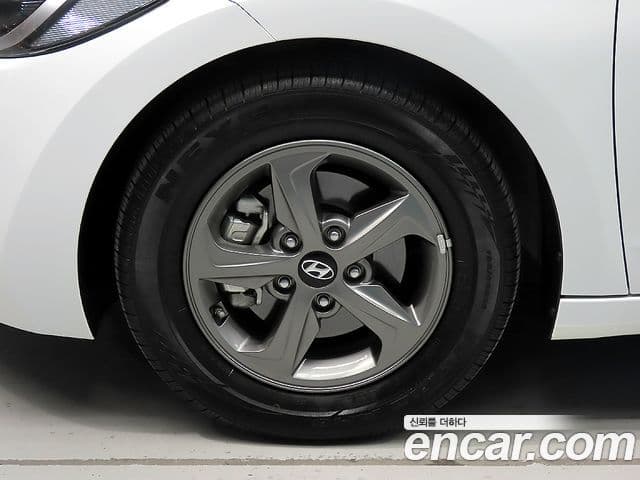 Hyundai Avante AD Style, 2017 19