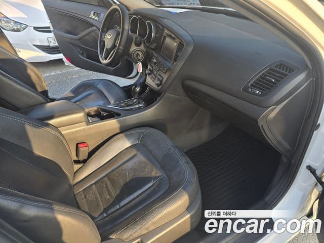 Kia K5 Luxury, 2012 13