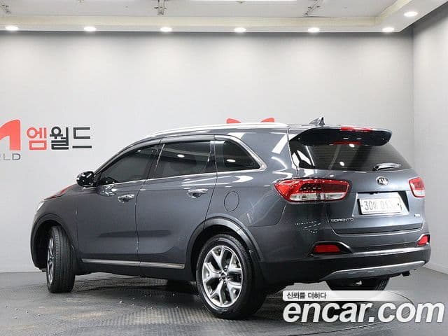 Kia All New Sorento Prestige, 2016 4