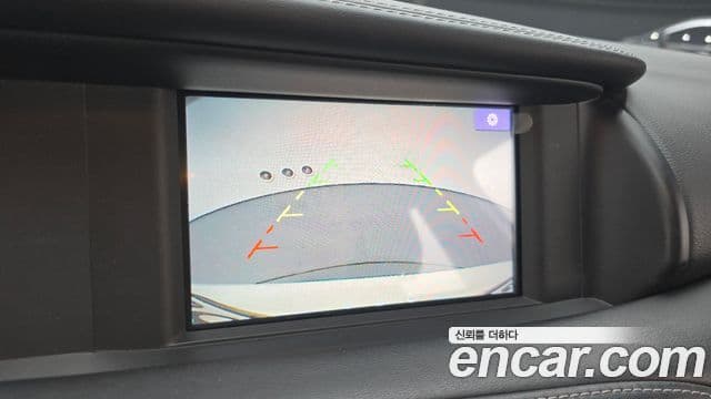 Infiniti QX30 2.0 Essential AWD, 2019 14