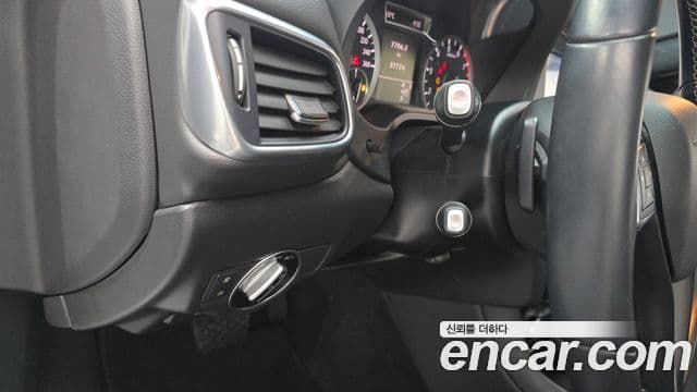 Infiniti QX30 2.0 Essential AWD, 2019 16