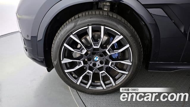 BMW X6 (G06) xDrive40i M Sport, 2024 все фото