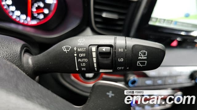 Hyundai Veloster (JS) Core, 2018 17