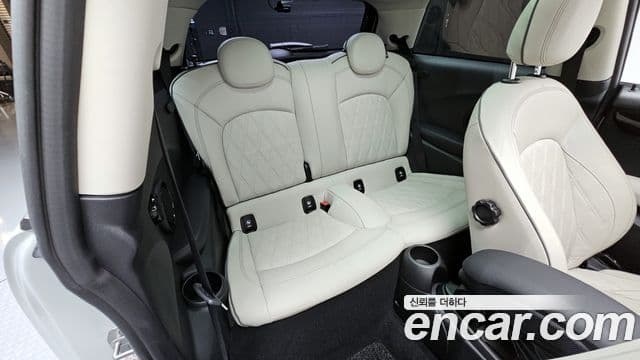 Mini Cooper S 3세대, 2023 12