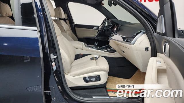 BMW X7 (G07) xDrive 40i M Sport 6인승, 2022 11