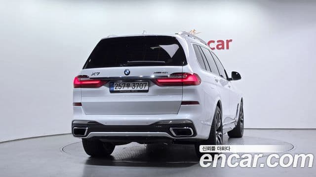 BMW X7 (G07) xDrive 40i M Sport 6인승, 2022 4