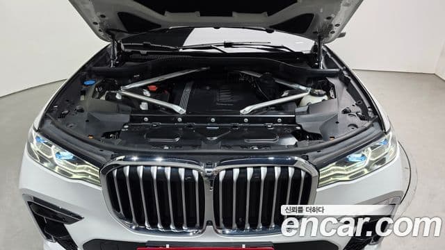 BMW X7 (G07) xDrive 40i M Sport 6인승, 2022 6