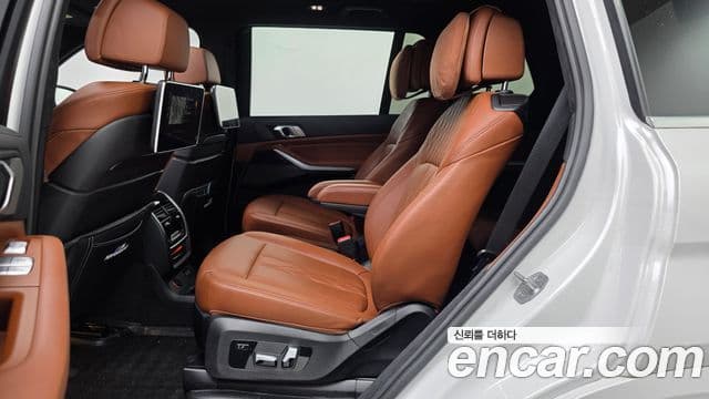 BMW X7 (G07) xDrive 40i M Sport 6인승, 2022 12