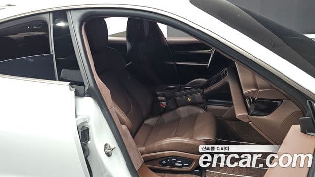 Porsche 타이칸 турбо, 2025 10