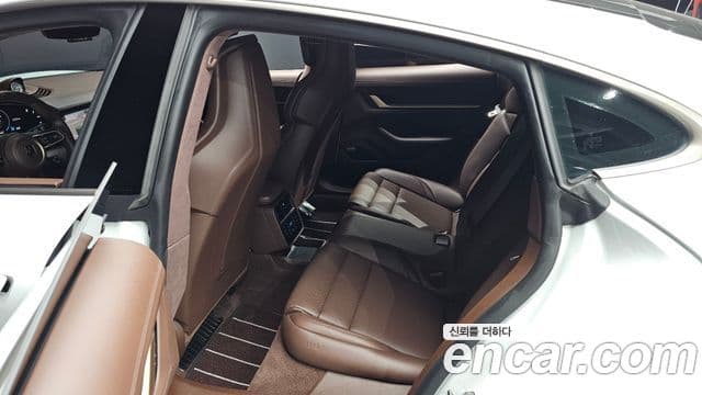 Porsche 타이칸 турбо, 2025 12