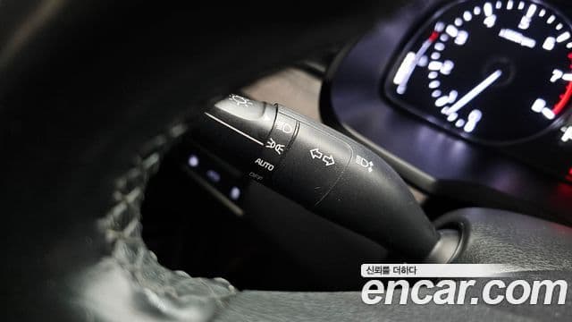 Kia K7 Premier 3.0 LPI Trendy(арендный автомобиль), 2020 16