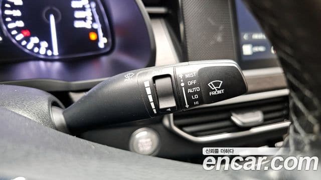 Kia K7 Premier 3.0 LPI Trendy(арендный автомобиль), 2020 17