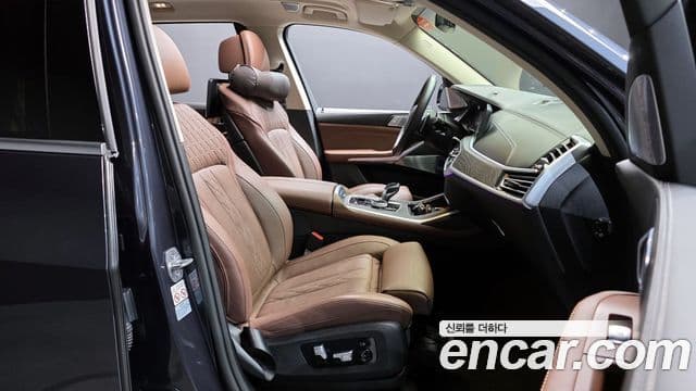 BMW X7 (G07) xDrive 40i Design Pure Excellence 7인승, 2022 10