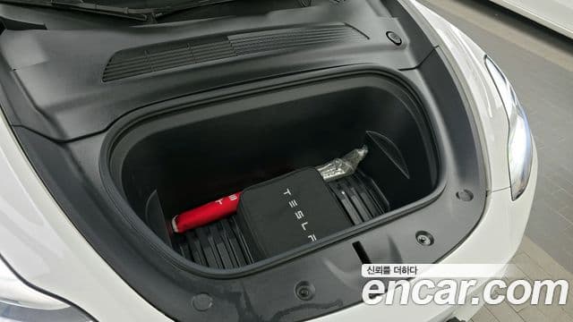 Tesla модель Y Standard Range RWD, 2021 6