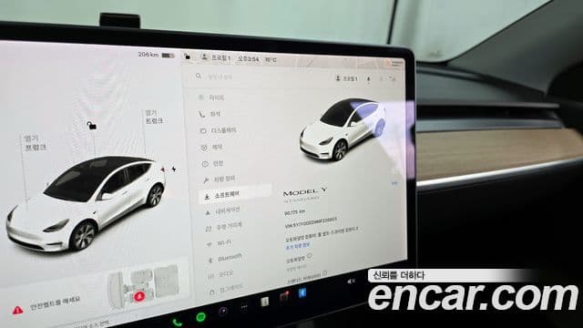Tesla модель Y Standard Range RWD, 2021 8