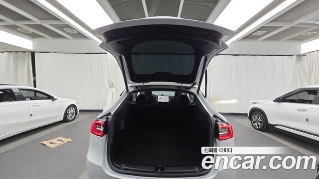 Tesla модель Y Standard Range RWD, 2021 20