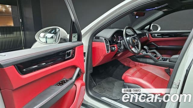 Porsche Cayenne (PO536) 3.0 купе, 2021 11