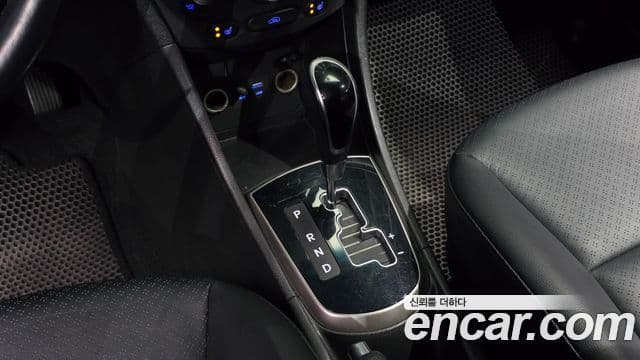 Hyundai Accent(новый кузов / новое поколение) Modern, 2015 9