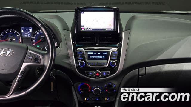 Hyundai Accent(новый кузов / новое поколение) Modern, 2015 15