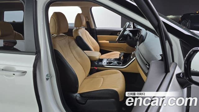 Kia Carnival 4세대 Prestige, 2022 12