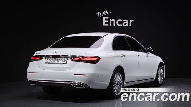 Mercedes-Benz E-класс W213 Exclusive, 2021 2