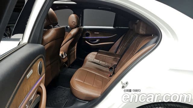 Mercedes-Benz E-класс W213 Exclusive, 2021 12