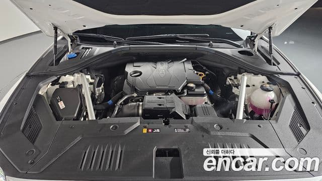 Genesis GV70, 2022 6