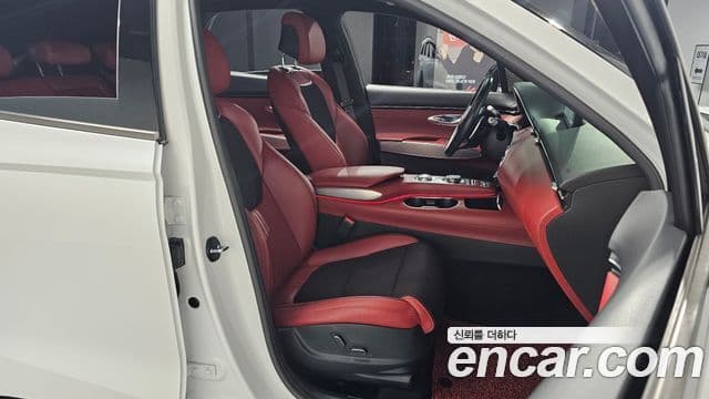 Genesis GV70, 2022 10