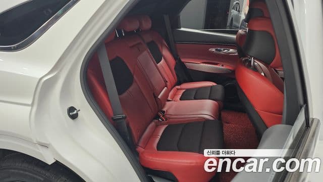 Genesis GV70, 2022 12