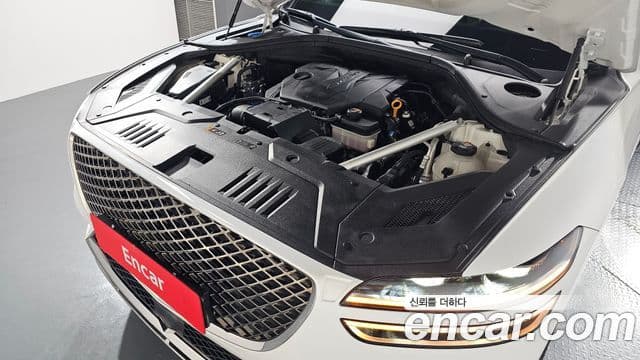 Genesis GV70, 2022 6