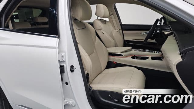 Genesis GV70, 2022 10