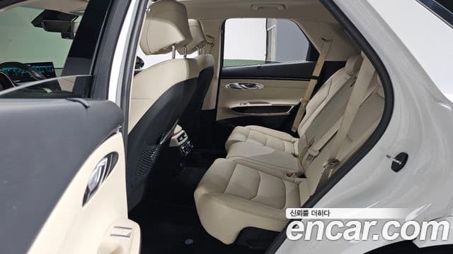 Genesis GV70, 2022 12