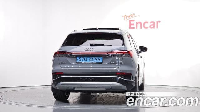 Audi Q4 e-Tron (F4) Premium, 2023 4