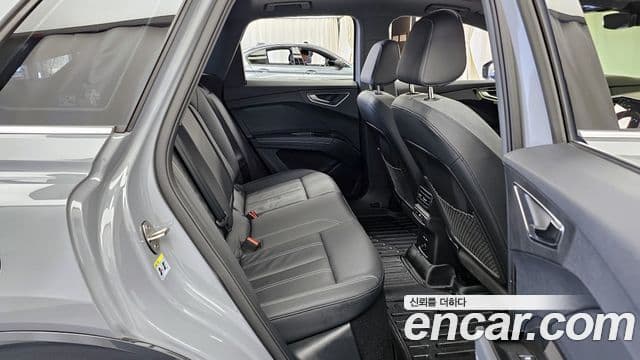 Audi Q4 e-Tron (F4) Premium, 2023 12