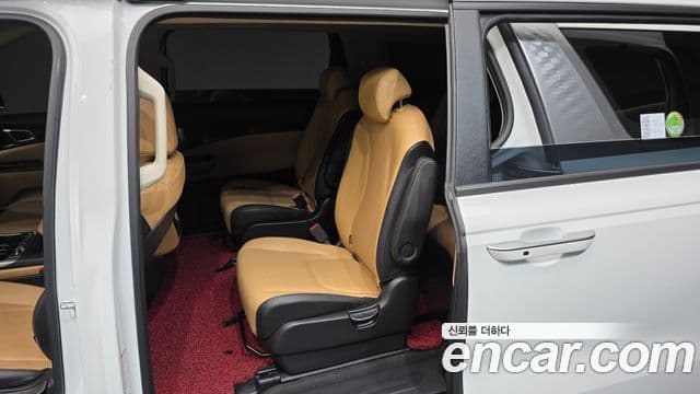 Kia Carnival 4세대 Prestige, 2022 11