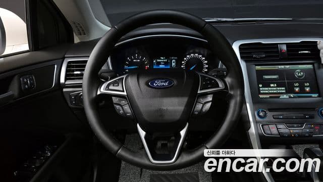 Ford 몬데오 4세대 Trend, 2015 13