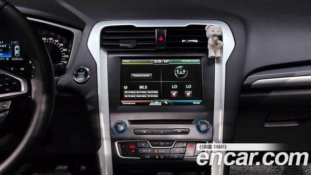 Ford 몬데오 4세대 Trend, 2015 17