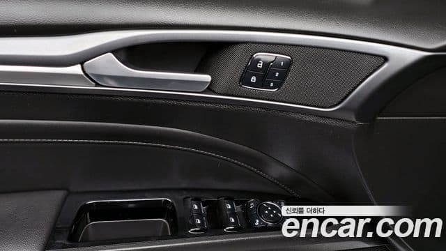 Ford 몬데오 4세대 Trend, 2015 18