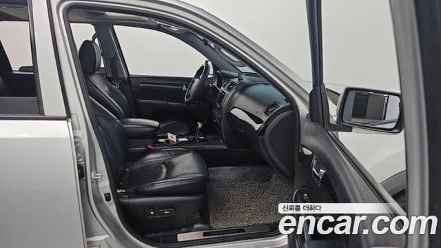 Kia Mohave 4WD KV300, 2012 11