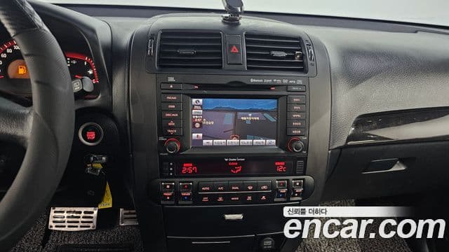 Kia Mohave 4WD KV300, 2012 14