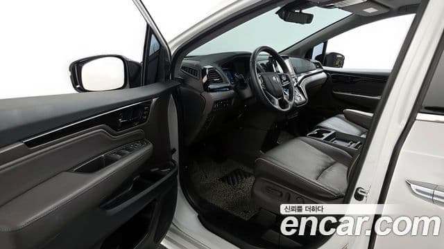 Honda Odyssey 5세대, 2022 10
