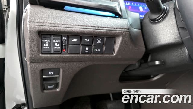 Honda Odyssey 5세대, 2022 13