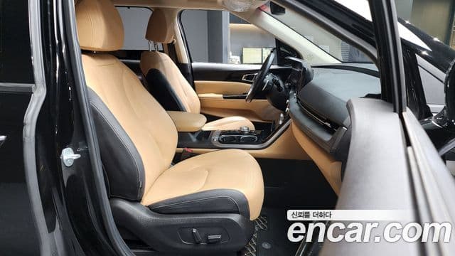 Kia Carnival 4세대 Signature, 2021 11