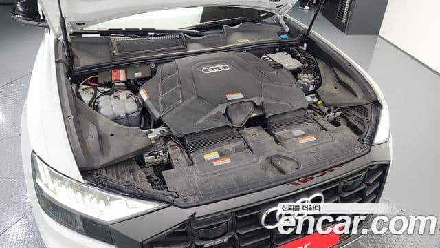 Audi Q8 (4M) Premium, 2023 6